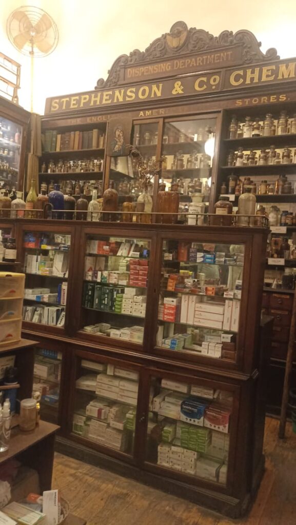 IMG-20250425-WA0020-577x1024 "حكاية صيدلية ستيفنسون: 100 سنة من التاريخ في زجاجة دواء"