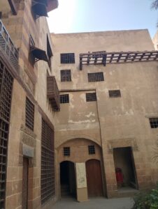 IMG-20250508-WA0012-226x300 "بيت السحيمى" تحفة معمارية متميزة فى قلب الأزهر... نرصد تعدد ملاكه على مر الزمن