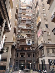 IMG-20250508-WA0086-226x300 الإيموبيليا: هرم مصر الرابع يروي أسرار قرن من الرفاهية والغموض"