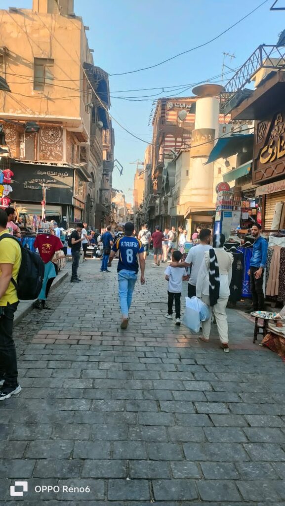 IMG-20250521-WA0139-577x1024 شارع المعز... كل حجر يحكي قصة، وكل زاوية تحفظ ذاكرة وطن