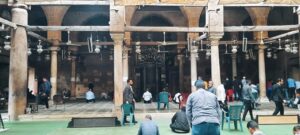 IMG_٢٠٢٥٠٥٠٤_١٩٣٨٥٢-300x135 مسجد "كخيا" طراز مملوكى فى قلب القاهرة يخطف الأنظار